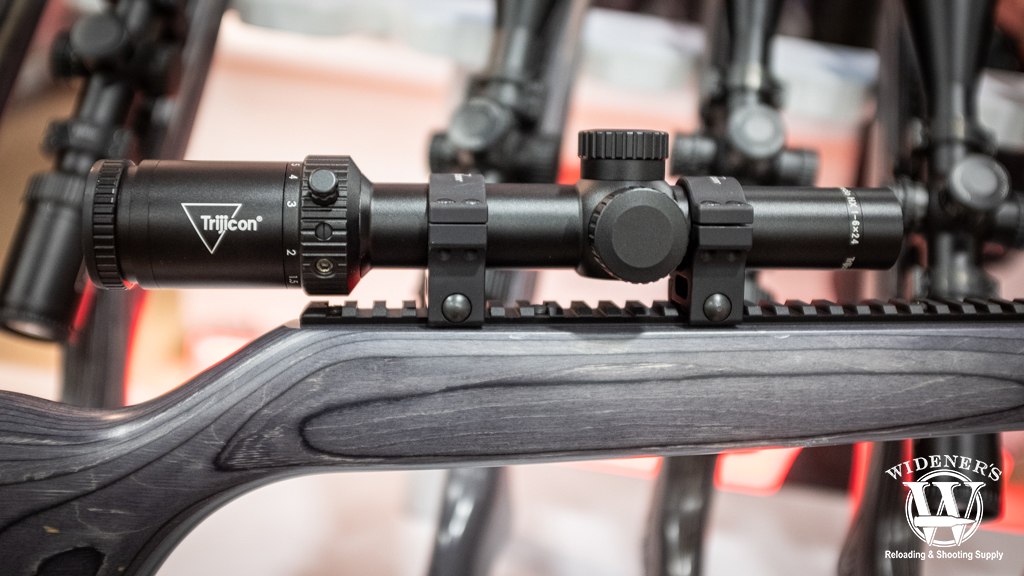 a photo of the new trijicon credo illuminated riflescope series a photo of the new trijicon credo illuminated riflescope series