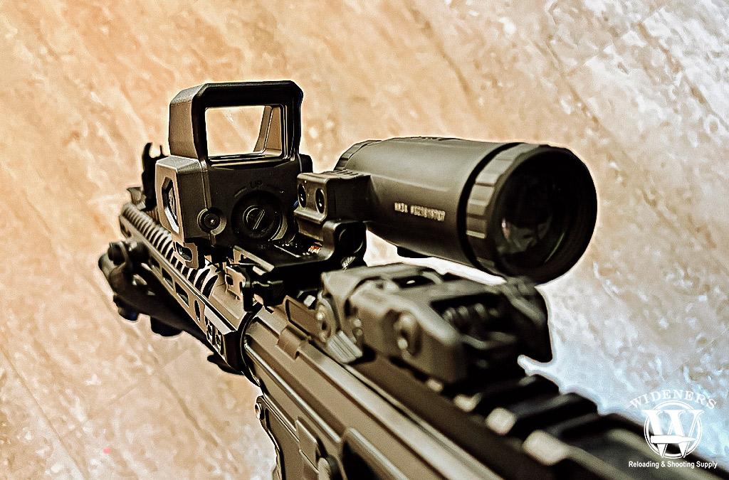 flip to side red dot magnifier a photo of a flip to side red dot magnifier