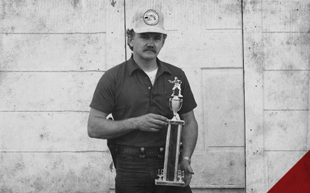 young jerry miculek a photo of a young jerry miculek